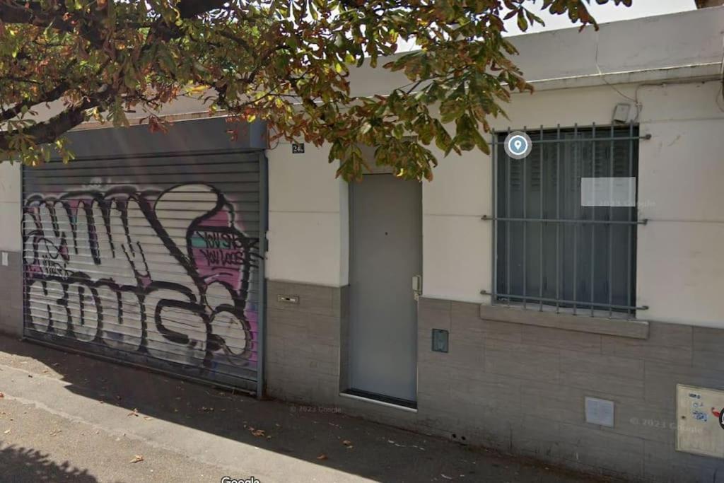 Loft Porte De Paris Croix De Chavaux 93100 Montreuil Montreuil  Bagian luar foto