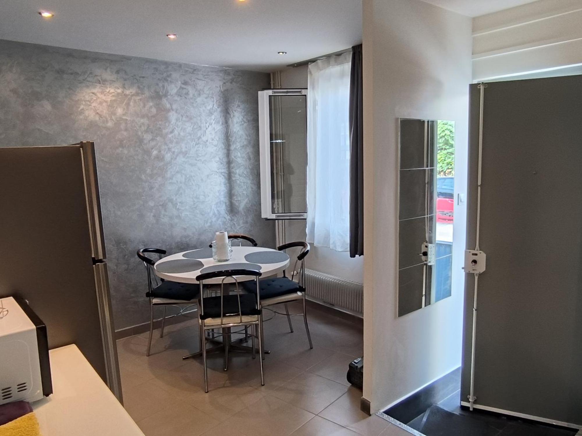 Loft Porte De Paris Croix De Chavaux 93100 Montreuil Montreuil  Bagian luar foto